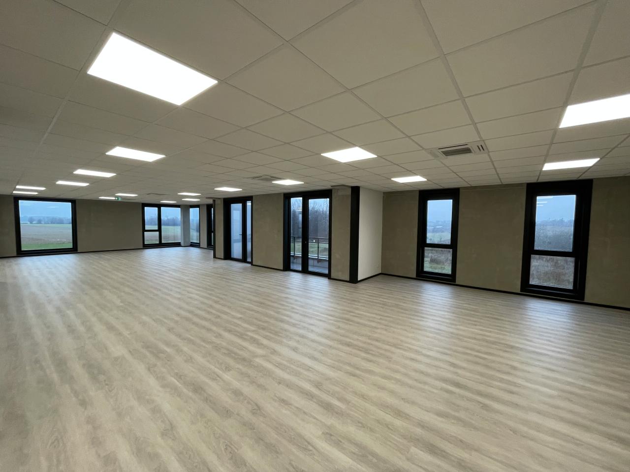 Bureau Saint-Martin-du-Vivier 675m² Location bureau Saint-Martin-du-Vivier Seine-Maritime OLBUR2529419 2